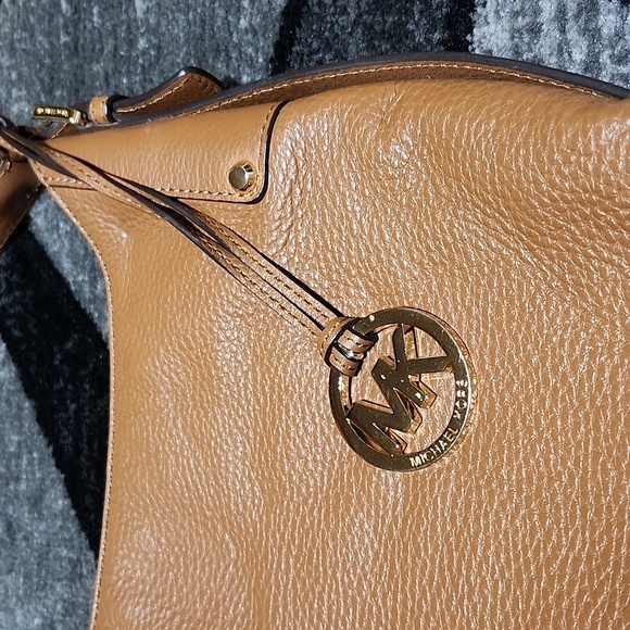 MICHAEL MICHAEL KORS BEDFORD LARGE SOFT BROWN LEATHER SHOULDER BAG PURSE - Picture 3 of 13